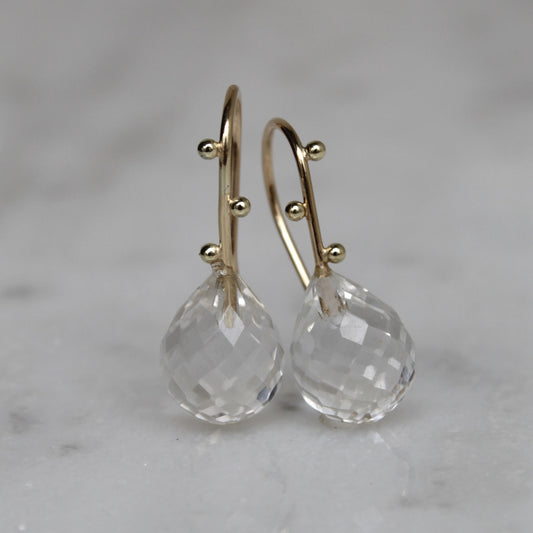 Gouden oorbellen met bergkristal