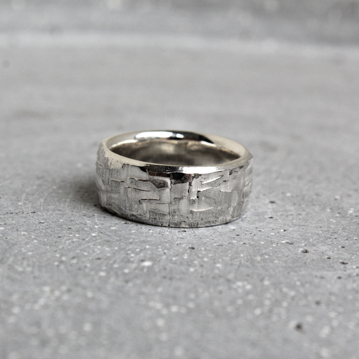 Gesneden herenring zilver