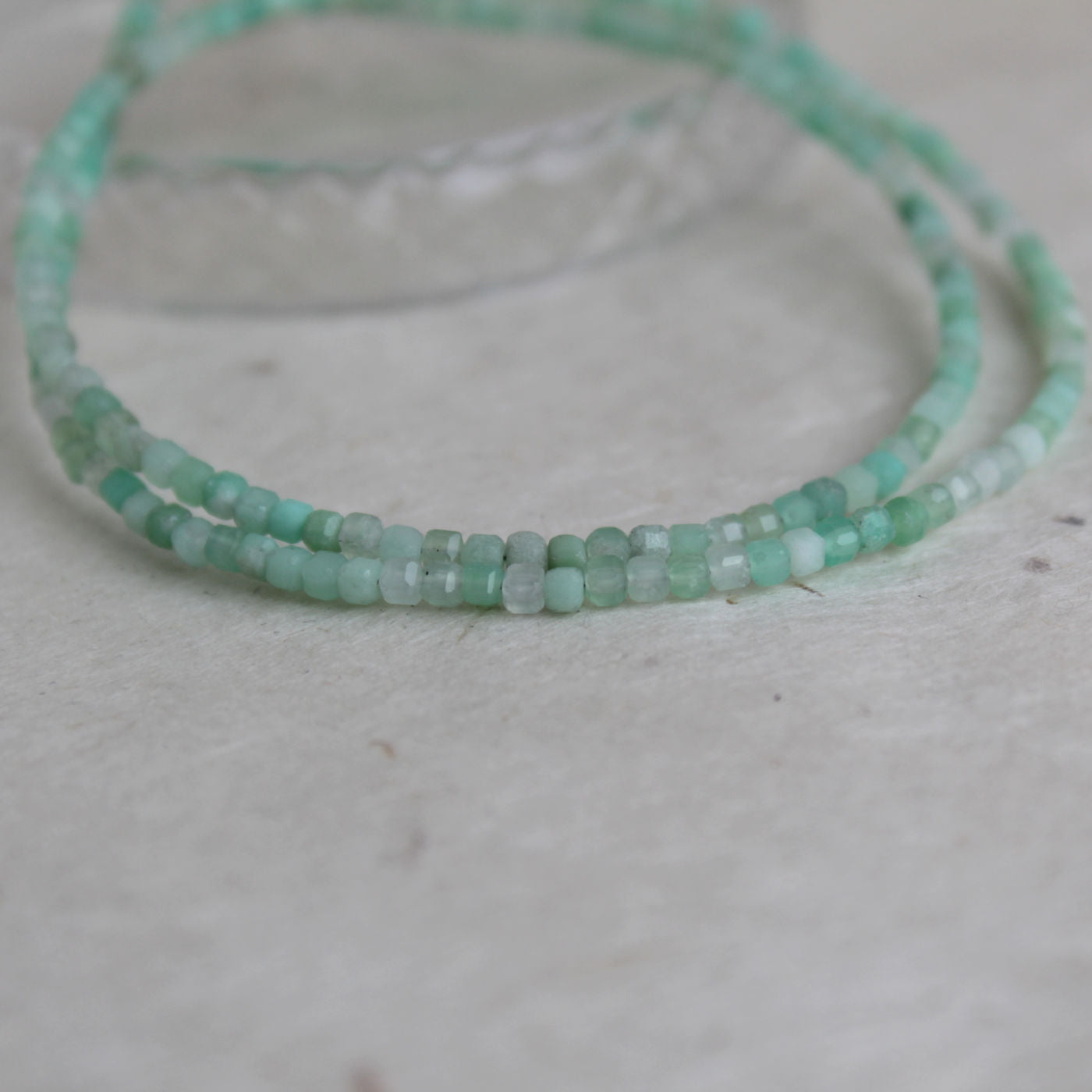 Geslepen chrysopraas collier