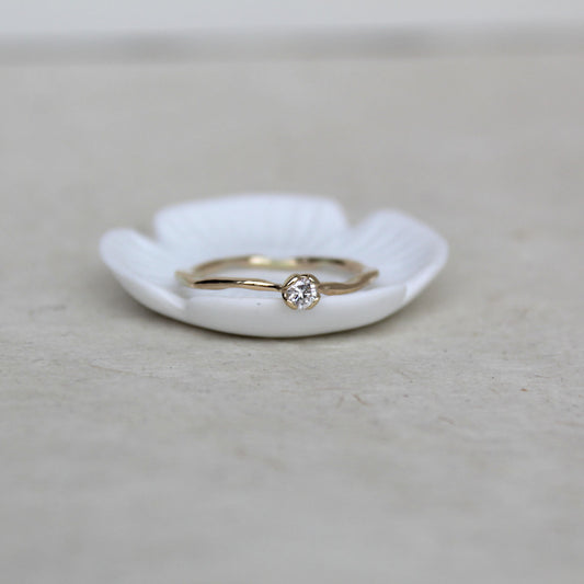 14 karaat gouden ring met diamant