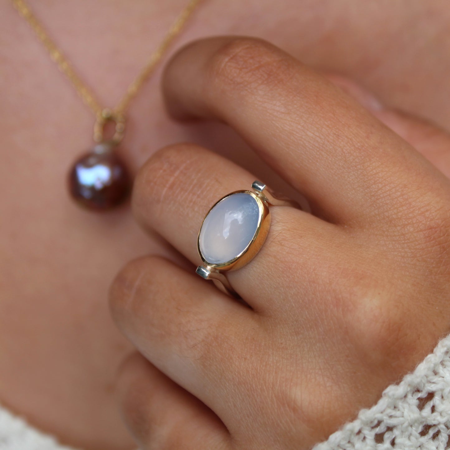 Chalcedoon ring