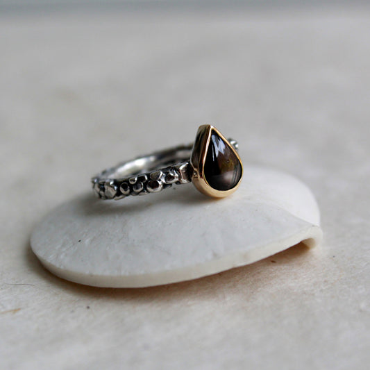 Ring met stersaffier "Pebble"